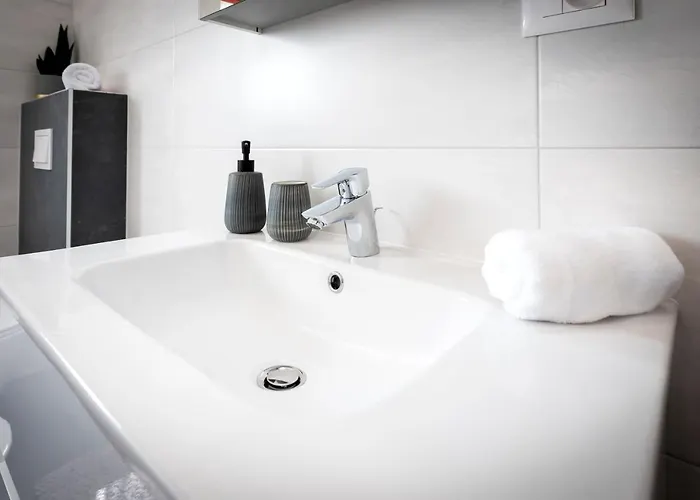 E&m Apartman Pula
